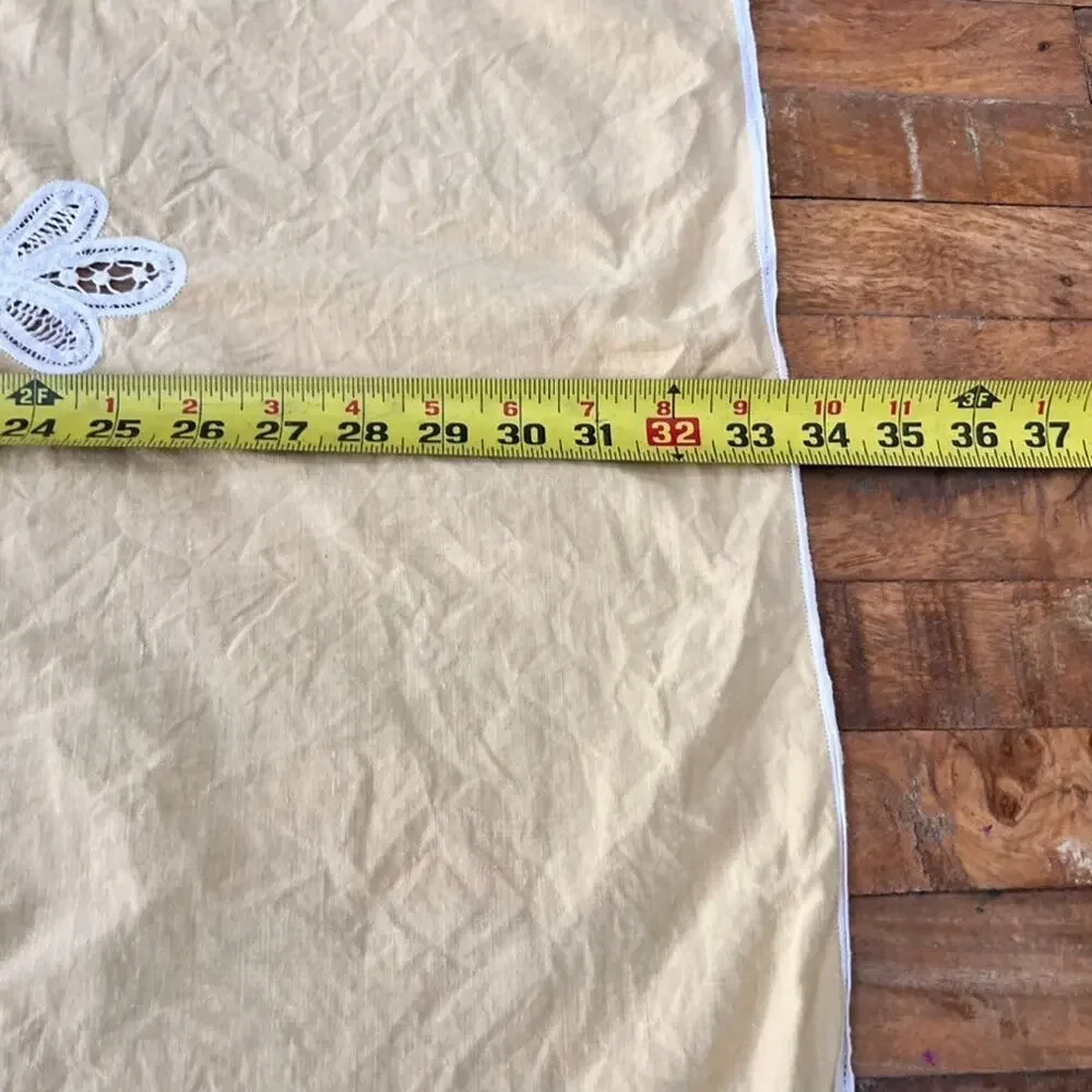 Vintage Handmade Linen Floral Lace Scandinavian Pale Yellow Tablecloth 33 x 31